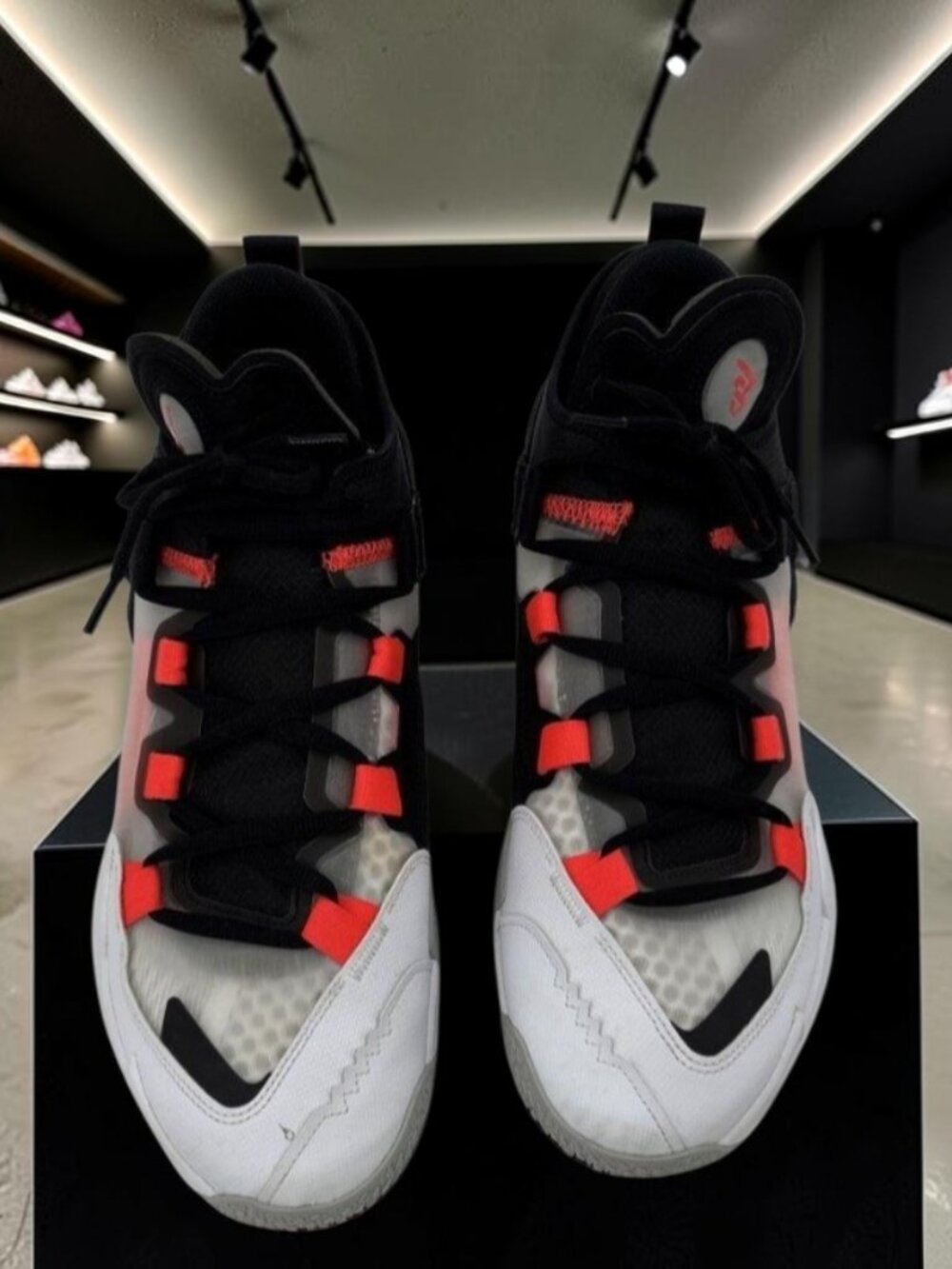 Nike Jordan Why Not .5 “Bloodline” – White/Black/Bright Crimson – Men’s Size 13 - Picture 4 of 7